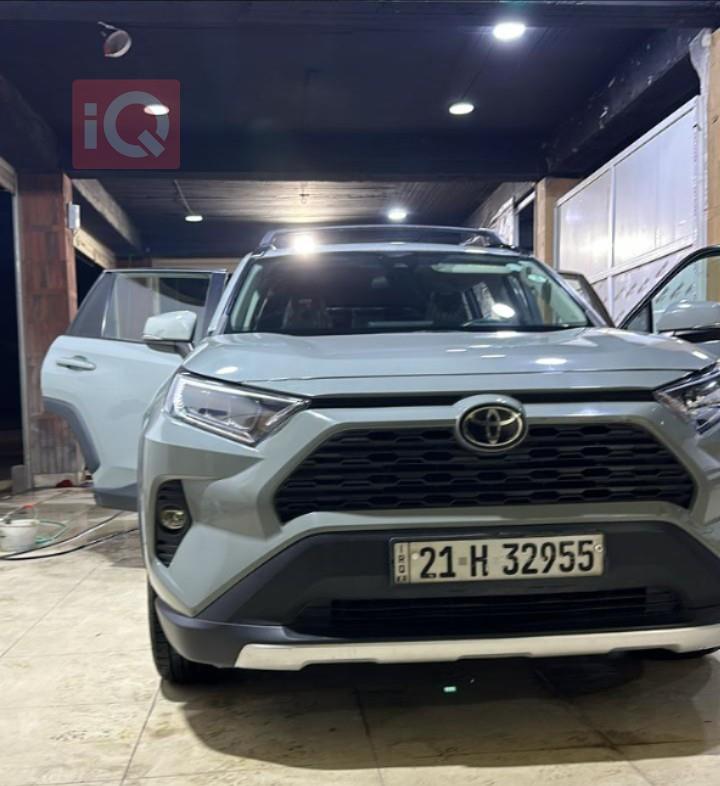 تويوتا راف 4